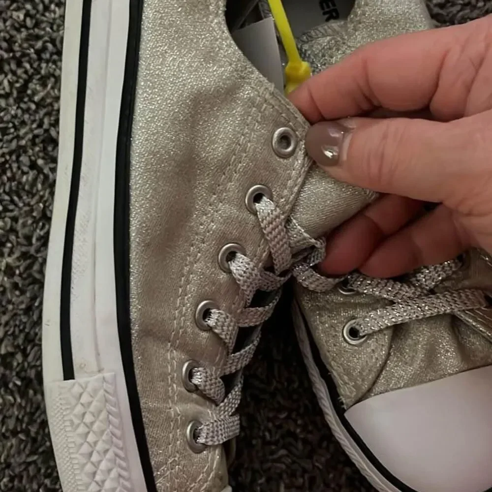 Converse low tops womens size 5 grey/silver